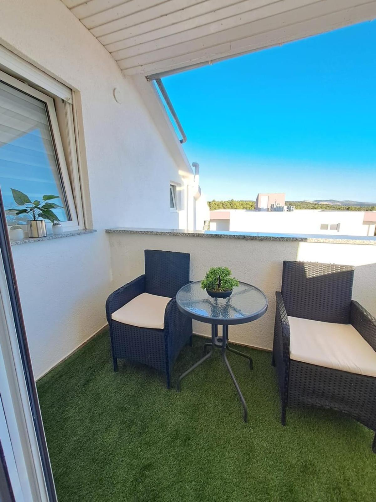 Apartman Dawidh シベニク 部屋 写真